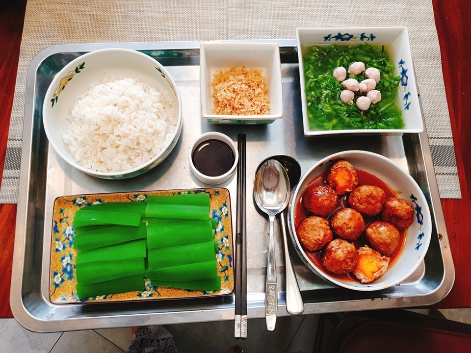 Ghen tỵ với mâm cơm ở cữ quá xuất sắc của mẹ chồng quốc dân - 5