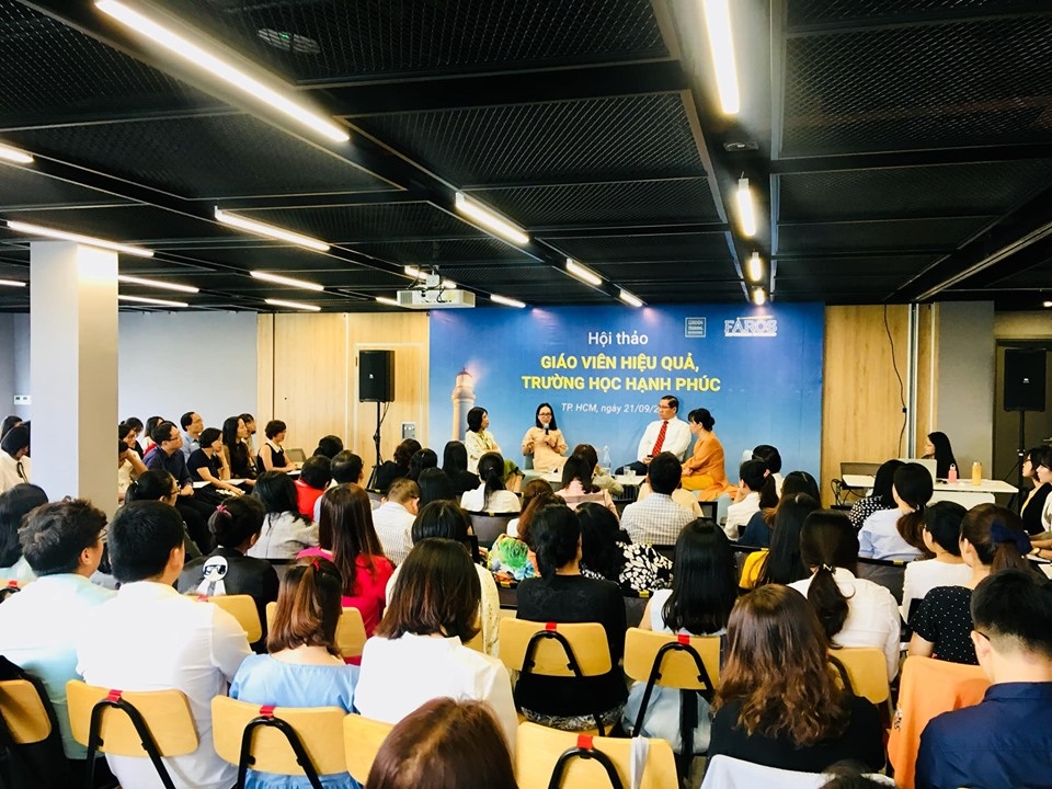 Giáo viên không chỉ cần yêu nghề, yêu trẻ mà phải... giáo dục hiệu quả - 1 Giáo viên không chỉ cần yêu nghề, yêu trẻ mà phải... giáo dục hiệu quả - 1