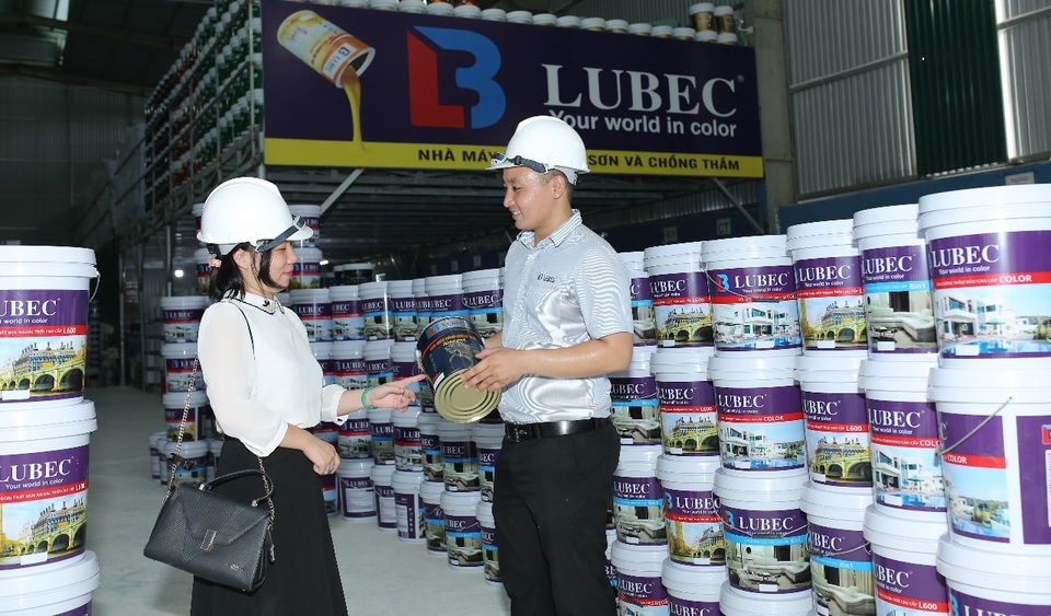Thị trường sơn “đắt khách” mùa mưa, thương hiệu sơn Việt Lubec được ưa chuộng - 2
