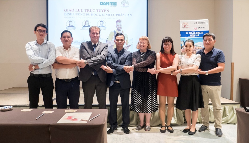 Tặng ngay học bổng trị giá 2000 Euro khi đăng ký tham gia chương trình du học đặc cách Phần Lan - 1 Tặng ngay học bổng trị giá 2000 Euro khi đăng ký tham gia chương trình du học đặc cách Phần Lan - 1