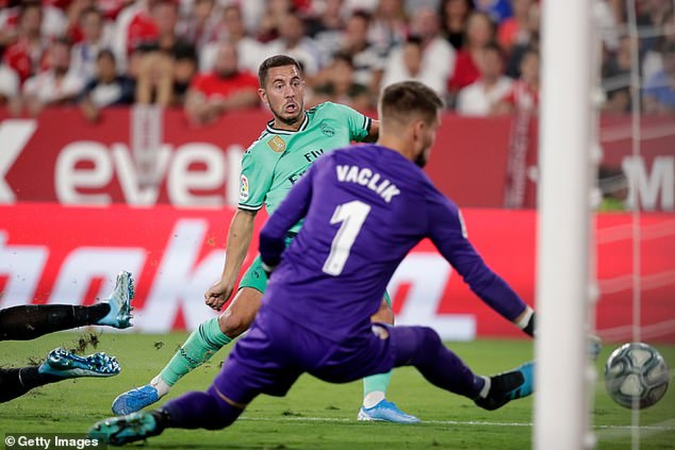 Benzema lập công, Real Madrid nhọc nhằn đánh bại Sevilla - 3 Benzema lập công, Real Madrid nhọc nhằn đánh bại Sevilla - 3