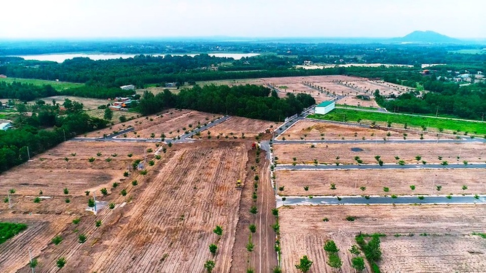 Lật tẩy thủ đoạn kinh doanh “ma mãnh” của Công ty Địa ốc Alibaba - 2