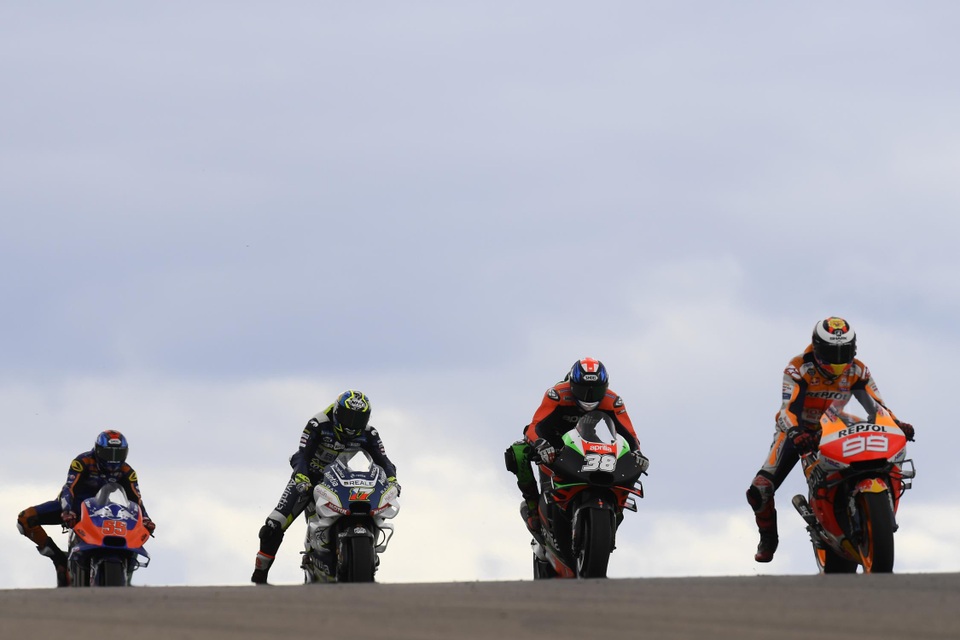 Marquez có chiến thắng chặng quá dễ dàng tại Aragon - 11 Marquez có chiến thắng chặng quá dễ dàng tại Aragon - 11