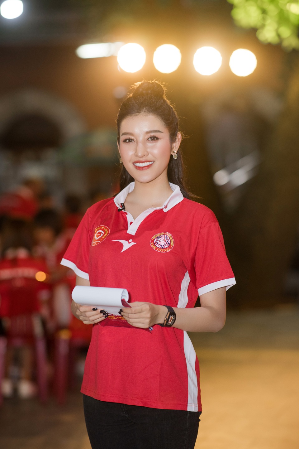Hết được gán ghép với Đoàn Văn Hậu, Huyền My lại “choáng ngợp” thủ môn cao 1m8 - 3 Hết được gán ghép với Đoàn Văn Hậu, Huyền My lại “choáng ngợp” thủ môn cao 1m8 - 3