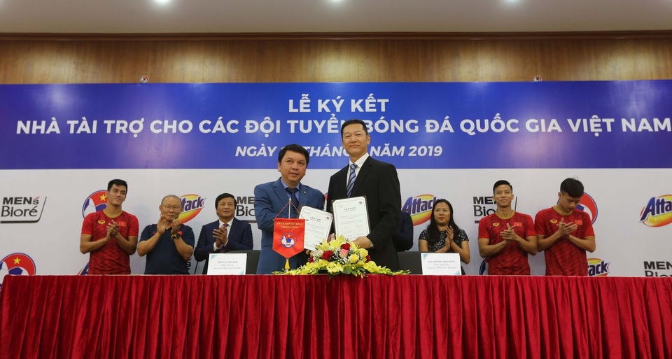 Đội tuyển Việt Nam có thêm nhà tài trợ mới - 1 Đội tuyển Việt Nam có thêm nhà tài trợ mới - 1
