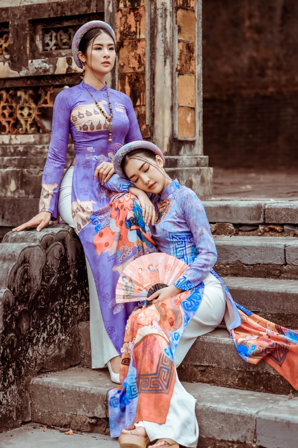 Hoa hậu Ngọc Hân thân thiết với Hồng Quế và “nàng thơ xứ Huế” - 2 Hoa hậu Ngọc Hân thân thiết với Hồng Quế và “nàng thơ xứ Huế” - 2