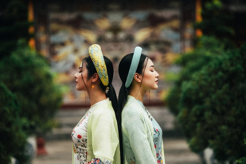Hoa hậu Ngọc Hân thân thiết với Hồng Quế và “nàng thơ xứ Huế” - 10 Hoa hậu Ngọc Hân thân thiết với Hồng Quế và “nàng thơ xứ Huế” - 10