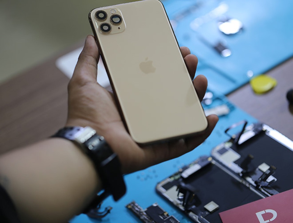 iPhone 11 xách tay Mỹ, Hong Kong, Singapore... khác nhau thế nào mà giá chênh cả vài triệu đồng - 6 iPhone 11 xách tay Mỹ, Hong Kong, Singapore... khác nhau thế nào mà giá chênh cả vài triệu đồng - 6