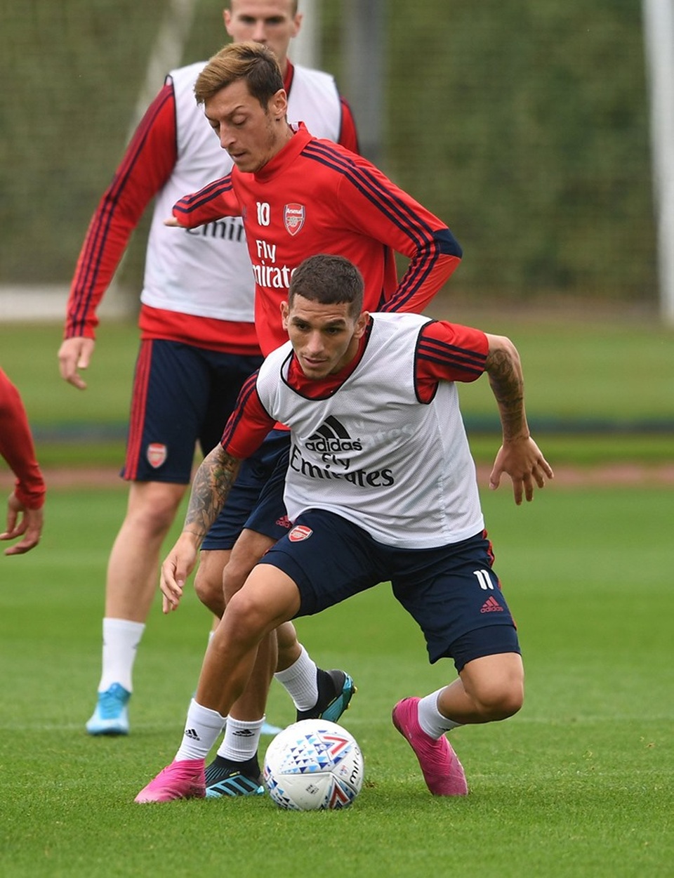 Arsenal luyện công bằng nhiều cầu thủ trẻ chờ League Cup - 5 Arsenal luyện công bằng nhiều cầu thủ trẻ chờ League Cup - 5