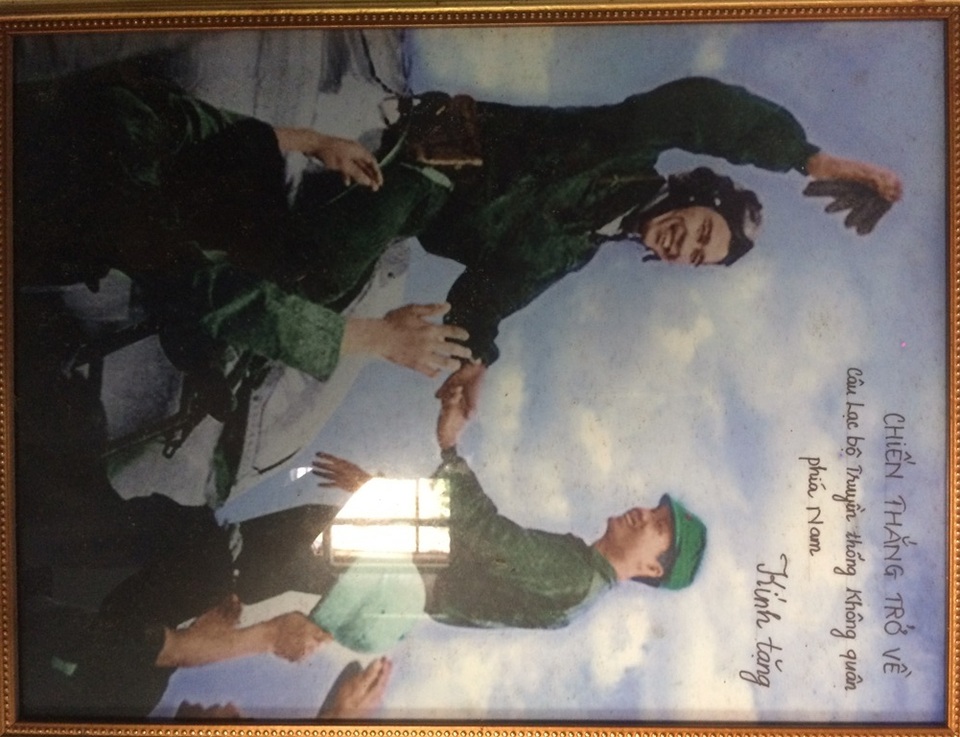 Quê nhà rưng rưng chờ đón Đại tá phi công về an nghỉ - 1 Quê nhà rưng rưng chờ đón Đại tá phi công về an nghỉ - 1