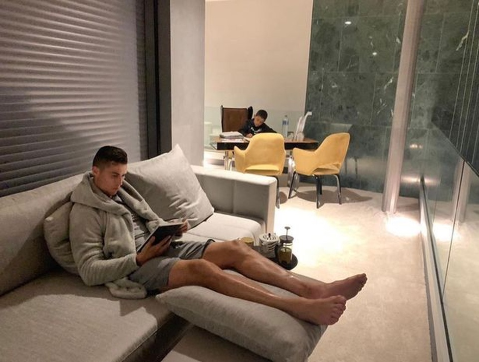 C.Ronaldo và Messi nói gì sau lễ trao giải FIFA The Best? - 1 C.Ronaldo và Messi nói gì sau lễ trao giải FIFA The Best? - 1