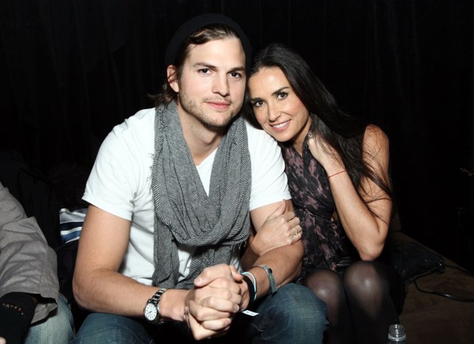 Demi Moore tiết lộ từng bị mất đứa con với Ashton Kutcher - 3