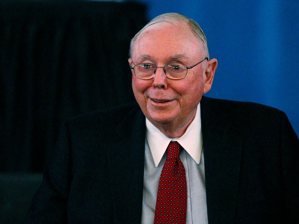 7 tỷ phú làm giàu nhờ Warren Buffett - 2 7 tỷ phú làm giàu nhờ Warren Buffett - 2