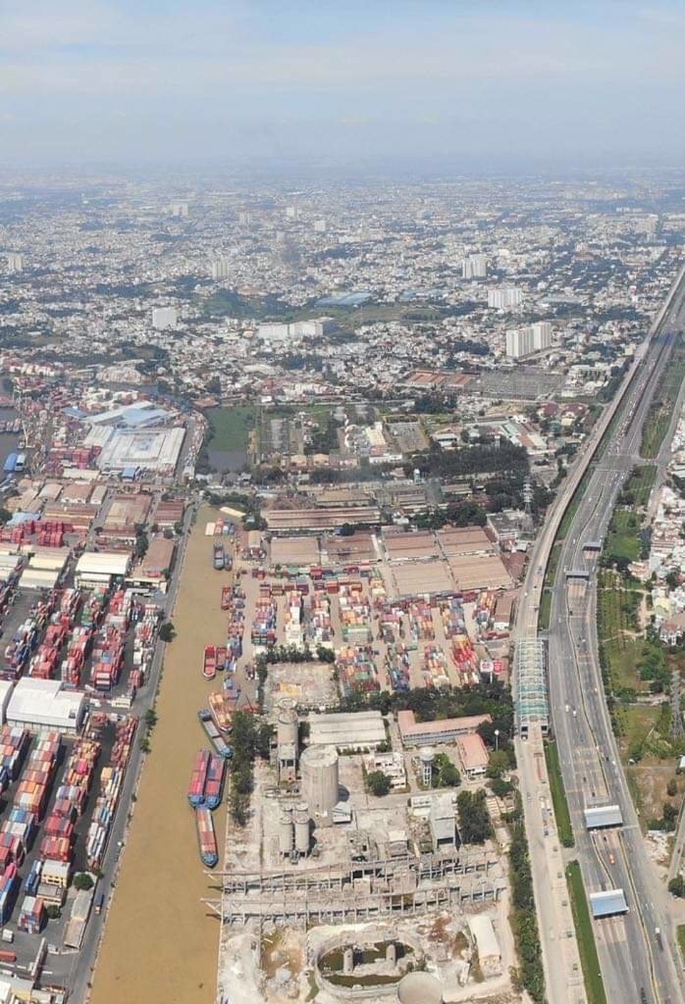 TPHCM điểm mặt những công ty xi măng vi phạm môi trường, xây dựng - 1