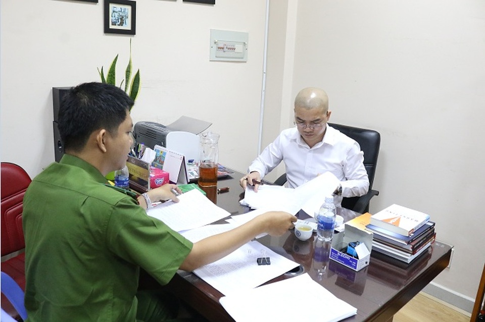 Công an TPHCM kêu gọi nhân viên Công ty Alibaba hợp tác điều tra - 1 Công an TPHCM kêu gọi nhân viên Công ty Alibaba hợp tác điều tra - 1