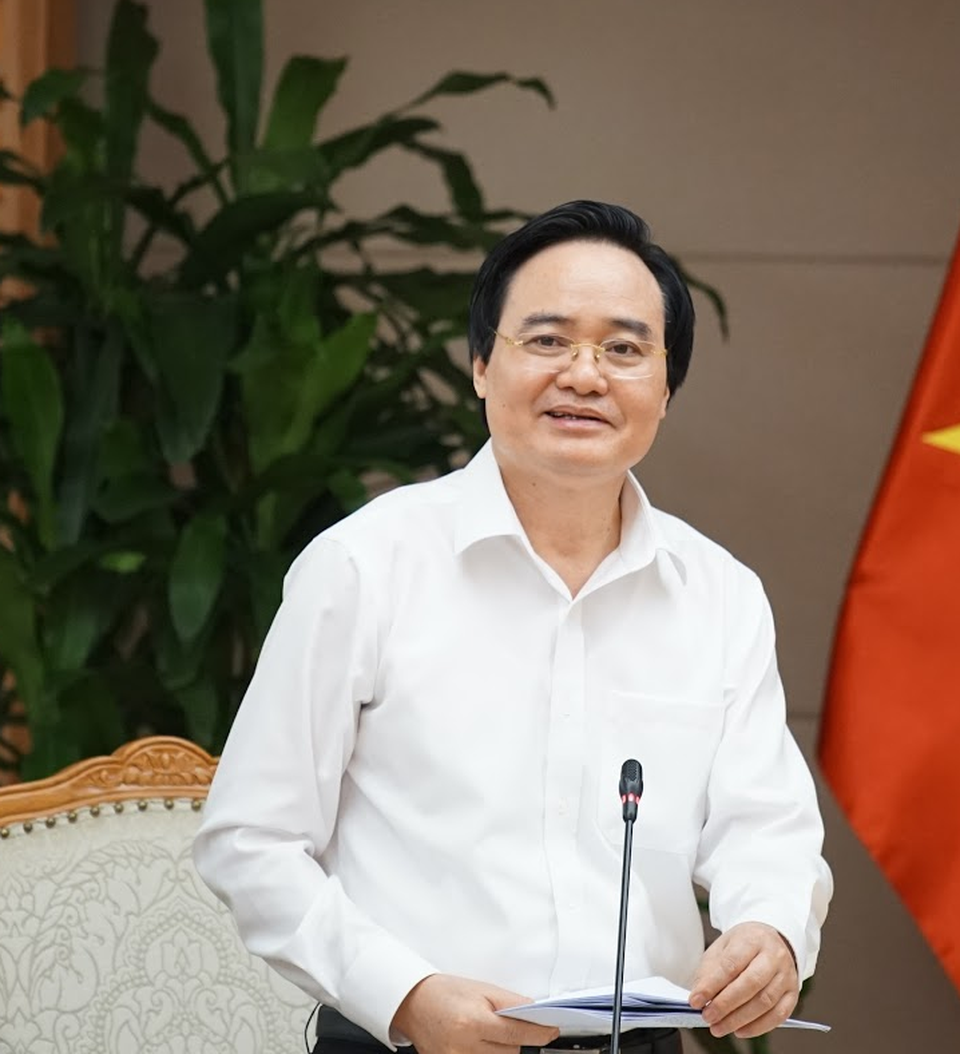 Bộ trưởng Phùng Xuân Nhạ: Sẽ kết hợp thi THPT quốc gia trên giấy và máy tính từ năm 2021 - 5 Bộ trưởng Phùng Xuân Nhạ: Sẽ kết hợp thi THPT quốc gia trên giấy và máy tính từ năm 2021 - 5