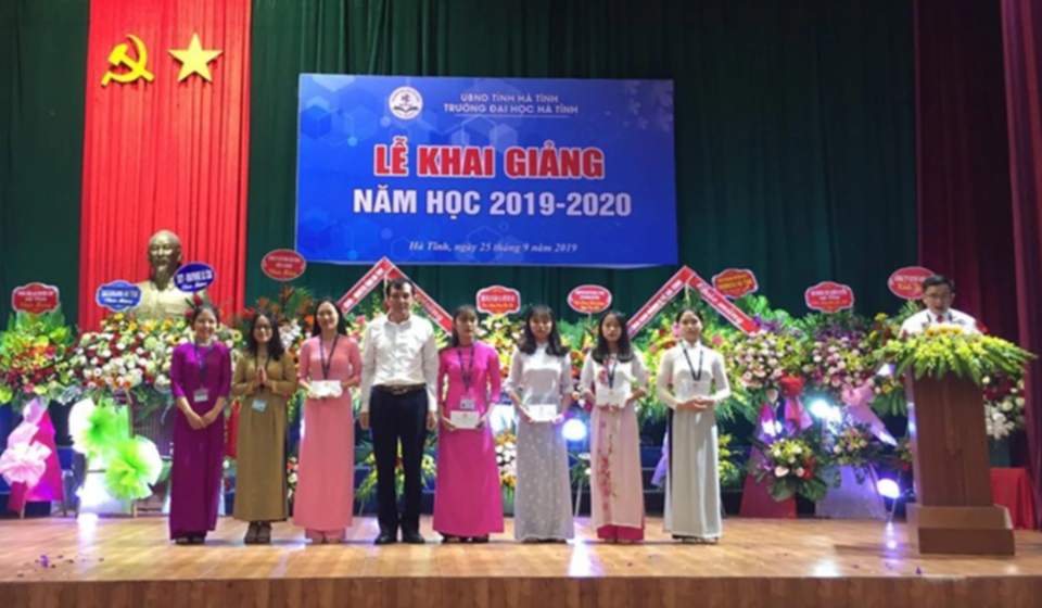 Trường Đại học Hà Tĩnh: Thu hút sinh viên bằng chất lượng đào tạo - 1 Trường Đại học Hà Tĩnh: Thu hút sinh viên bằng chất lượng đào tạo - 1