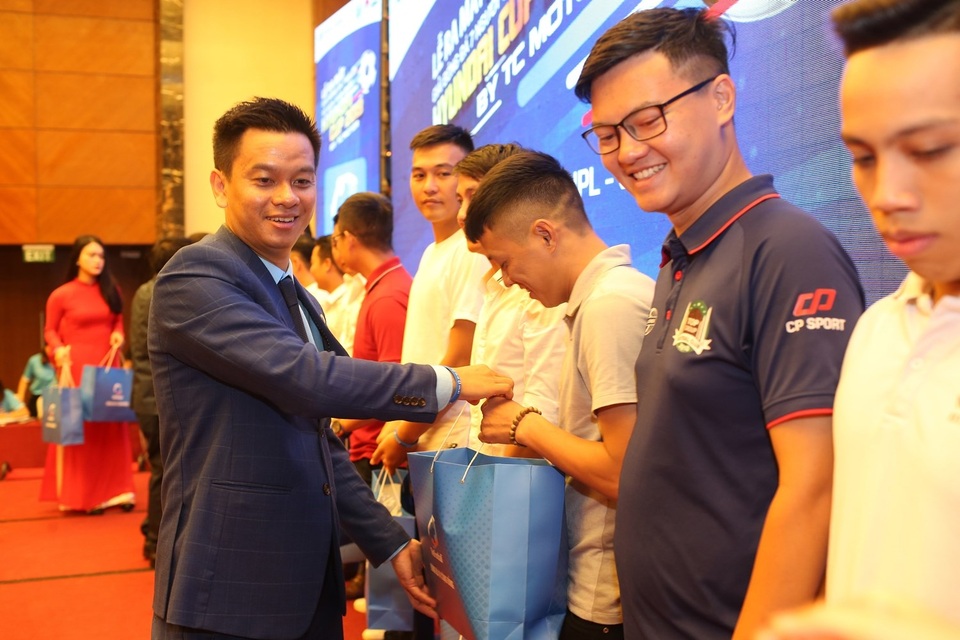 Sôi động giải bóng đá 7 người vô địch toàn quốc 2019 - 2 Sôi động giải bóng đá 7 người vô địch toàn quốc 2019 - 2