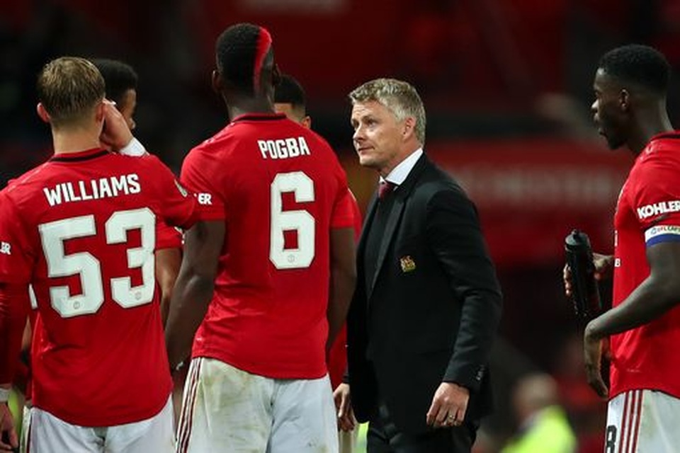 Những khoảnh khắc vất vả của Man Utd trước đàn em Rochdale - 18 Những khoảnh khắc vất vả của Man Utd trước đàn em Rochdale - 18