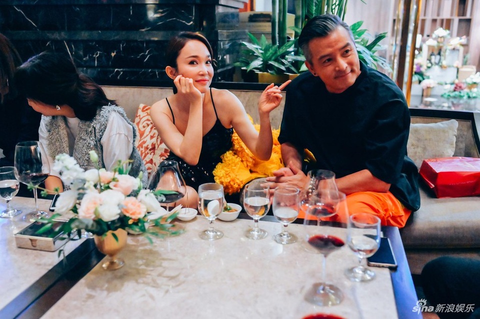 Phạm Văn Phương trẻ đẹp “lấn át” đàn em Triệu Vy - 5 Phạm Văn Phương trẻ đẹp “lấn át” đàn em Triệu Vy - 5