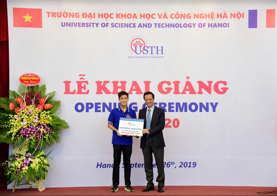 Hiệu trưởng trường ĐH Việt Pháp: Hãy dạy sinh viên đạo đức nghề nghiệp - 3 Hiệu trưởng trường ĐH Việt Pháp: Hãy dạy sinh viên đạo đức nghề nghiệp - 3