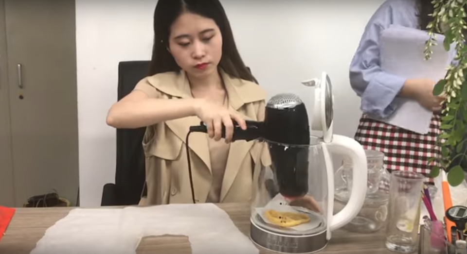 Chết người vì học theo cách nấu ăn trên trang Youtube 7,5 triệu người theo dõi - 1 Chết người vì học theo cách nấu ăn trên trang Youtube 7,5 triệu người theo dõi - 1