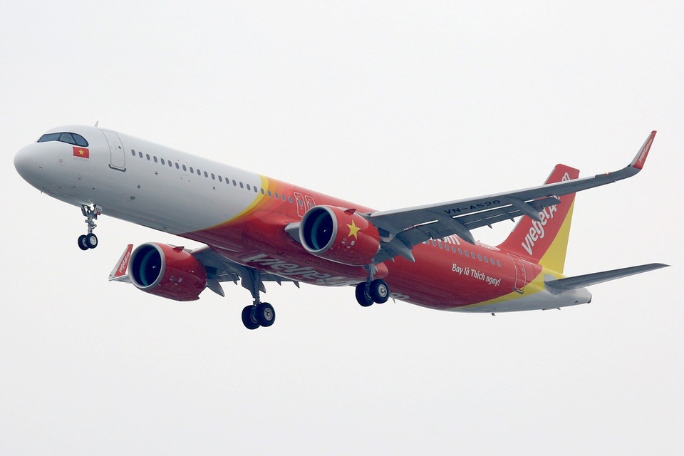 Vietjet khai thác tàu bay A321neo ACF 240 chỗ đầu tiên trên thế giới - 4 Vietjet khai thác tàu bay A321neo ACF 240 chỗ đầu tiên trên thế giới - 4