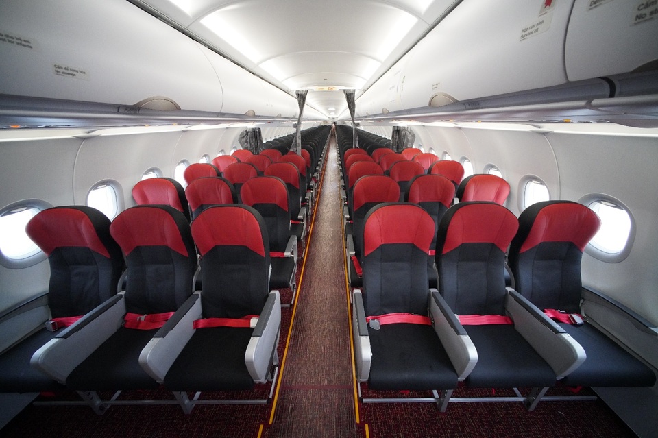 Vietjet khai thác tàu bay A321neo ACF 240 chỗ đầu tiên trên thế giới - 7 Vietjet khai thác tàu bay A321neo ACF 240 chỗ đầu tiên trên thế giới - 7