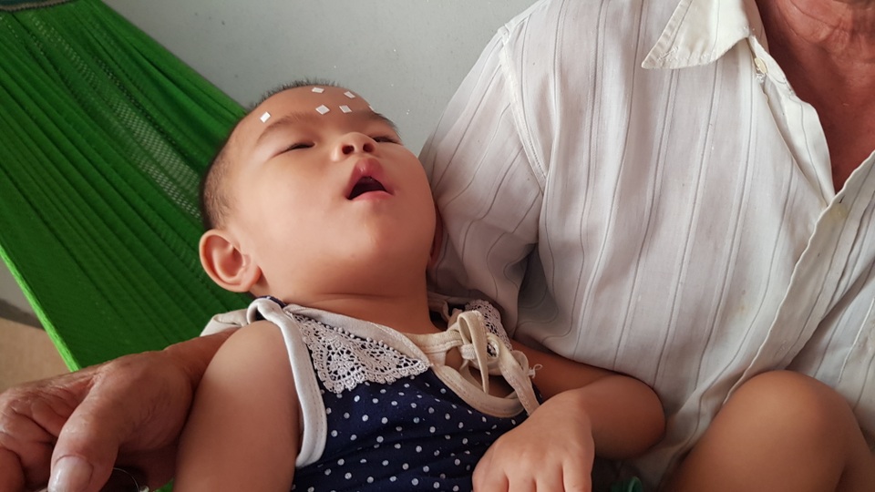Khi chúng tôi sức cùng lực kiệt thì nhận được sự trợ giúp của bạn đọc Dân trí - 1 Khi chúng tôi sức cùng lực kiệt thì nhận được sự trợ giúp của bạn đọc Dân trí - 1