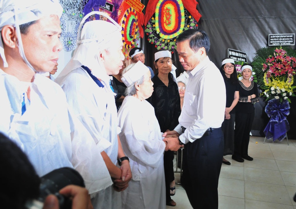 An táng Anh hùng phi công huyền thoại bắn rơi 7 máy bay Mỹ tại quê nhà Lai Vung - 4