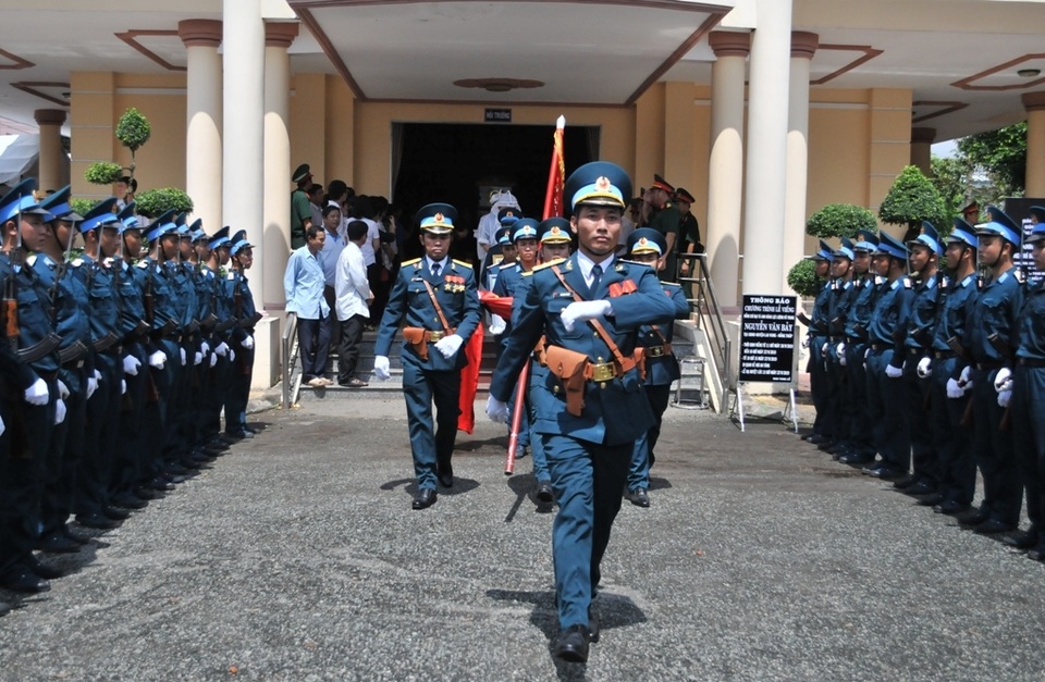 An táng Anh hùng phi công huyền thoại bắn rơi 7 máy bay Mỹ tại quê nhà Lai Vung - 5