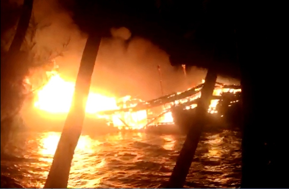 Tàu cá của ngư dân Quảng Nam bị cháy