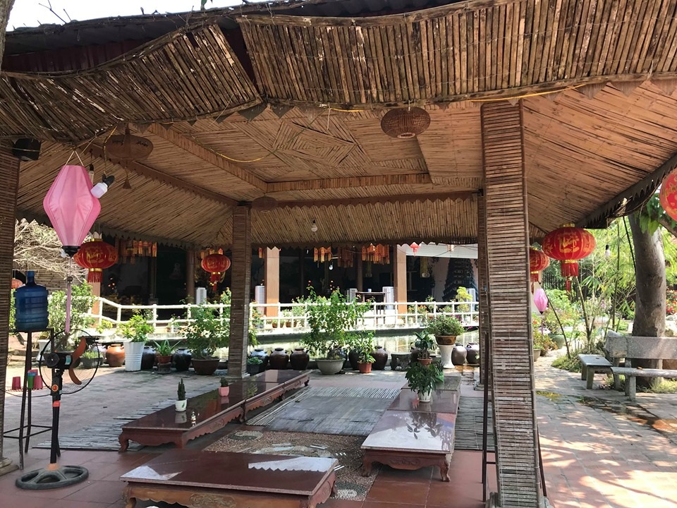 UBND xã không mời được sư thầy nghi gạ tình phóng viên đến họp - 11 UBND xã không mời được sư thầy nghi gạ tình phóng viên đến họp - 11