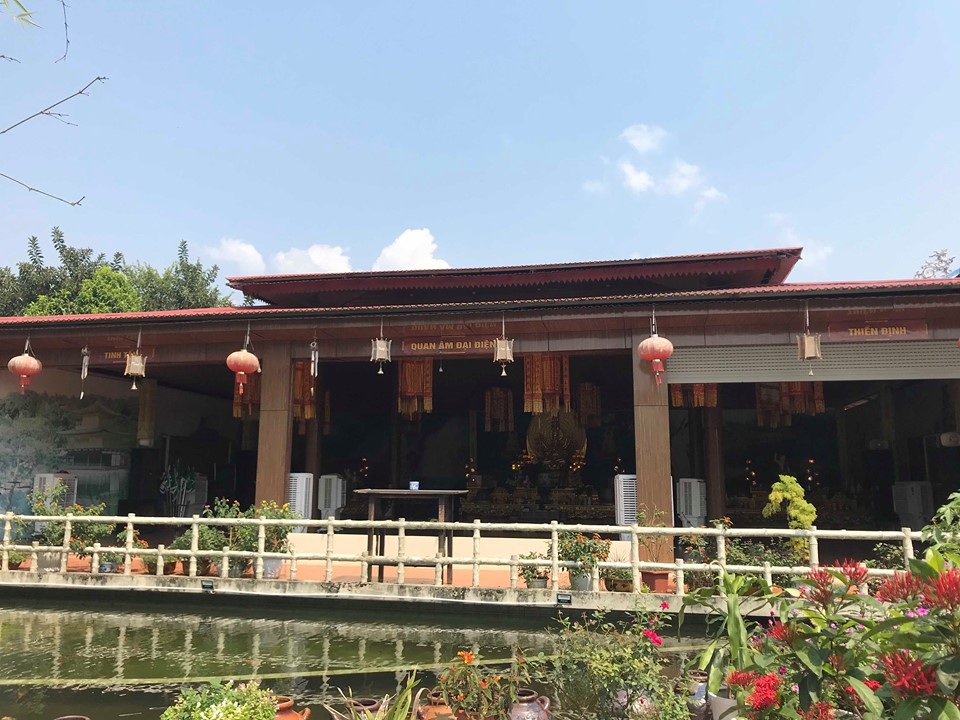 UBND xã không mời được sư thầy nghi gạ tình phóng viên đến họp - 7 UBND xã không mời được sư thầy nghi gạ tình phóng viên đến họp - 7