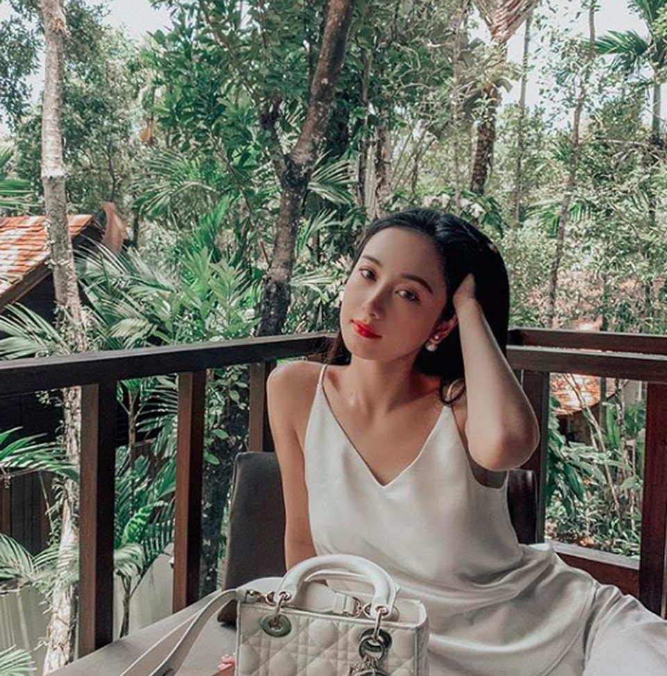 Hot girl Jun Vũ khoe tăng cân, ngày càng gợi cảm khi có da có thịt - 6 Hot girl Jun Vũ khoe tăng cân, ngày càng gợi cảm khi có da có thịt - 6