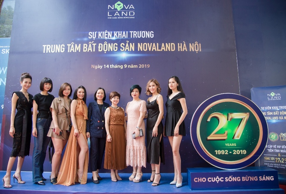 Thương hiệu bất động sản miền Nam thu hút dàn sao đất Bắc - 1 Thương hiệu bất động sản miền Nam thu hút dàn sao đất Bắc - 1