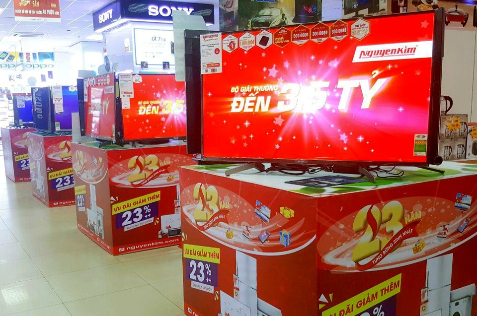 Tivi, tủ lạnh, máy giặt đồng giảm giá siêu hời tháng sinh nhật 23 tuổi Nguyễn Kim - 3 Tivi, tủ lạnh, máy giặt đồng giảm giá siêu hời tháng sinh nhật 23 tuổi Nguyễn Kim - 3