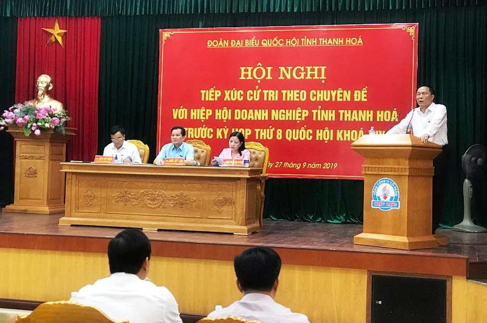 Cục trưởng Cục Thuế bị tố “vu khống” tại buổi tiếp xúc cử tri - 1 Cục trưởng Cục Thuế bị tố “vu khống” tại buổi tiếp xúc cử tri - 1
