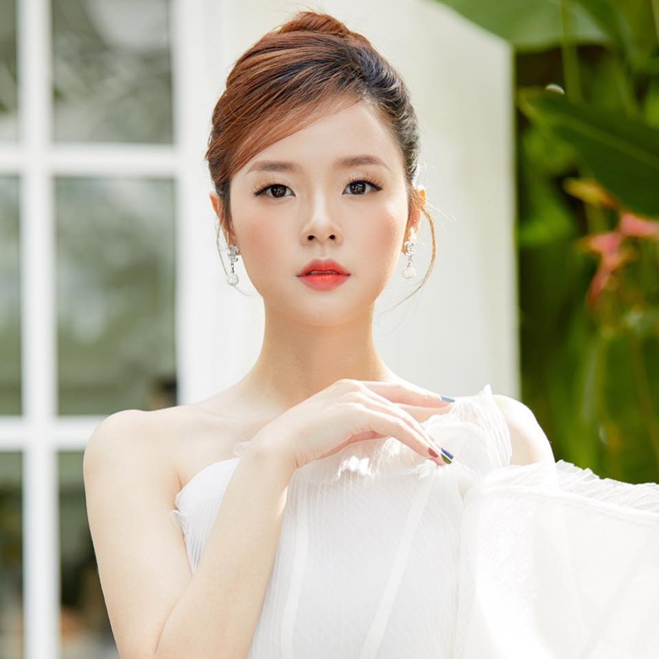 Hot girl Midu làm giảng viên, sinh viên thầm mến vì đẹp và trẻ trung - 3 Hot girl Midu làm giảng viên, sinh viên thầm mến vì đẹp và trẻ trung - 3