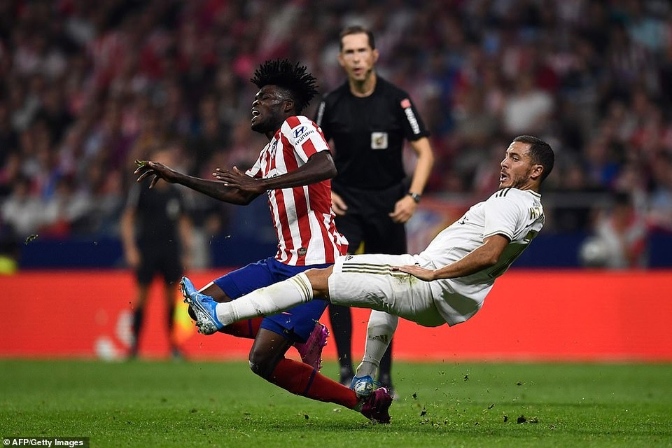 Hòa Atletico, Real Madrid giữ vững ngôi đầu bảng La Liga - 5 Hòa Atletico, Real Madrid giữ vững ngôi đầu bảng La Liga - 5
