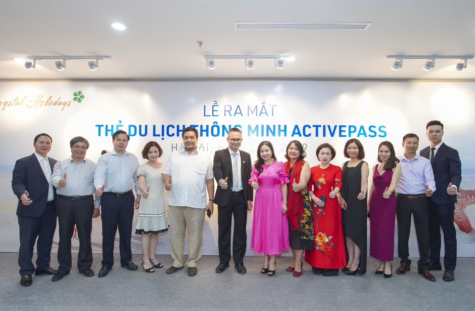 Crystal Holidays trình làng sản phẩm mới Thẻ Du lịch thông minh ActivePass - 2 Crystal Holidays trình làng sản phẩm mới Thẻ Du lịch thông minh ActivePass - 2