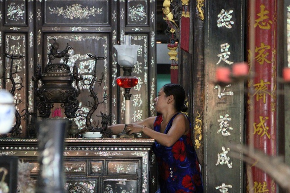 Độc đáo chiếc giường cổ có giá bạc tỷ ở Đồng Tháp - 15