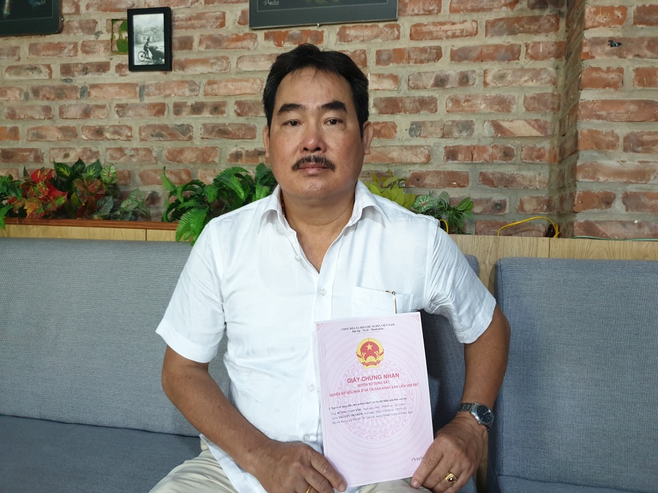 2 gia đình bị chiếm nhà, “đội đơn” nhiều năm không được giải quyết! - 1 2 gia đình bị chiếm nhà, “đội đơn” nhiều năm không được giải quyết! - 1