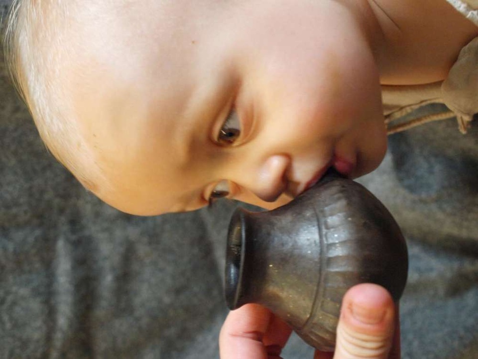 Phát hiện về bình sữa của trẻ em thời tiền sử - 2 Phát hiện về bình sữa của trẻ em thời tiền sử - 2