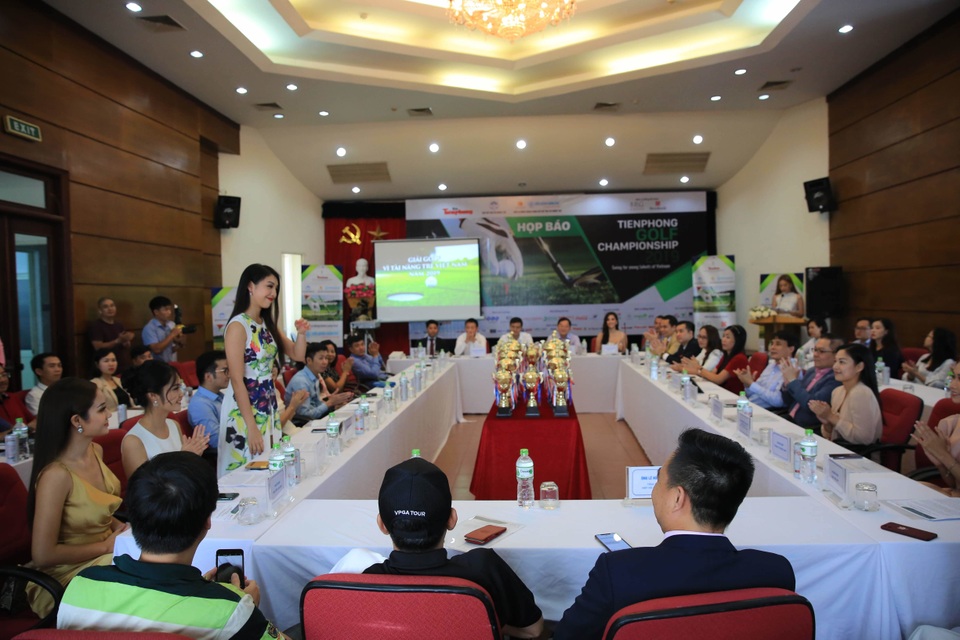 180 gôn thủ tham dự Giải Tiền Phong Golf Championship 2019 - 1 180 gôn thủ tham dự Giải Tiền Phong Golf Championship 2019 - 1