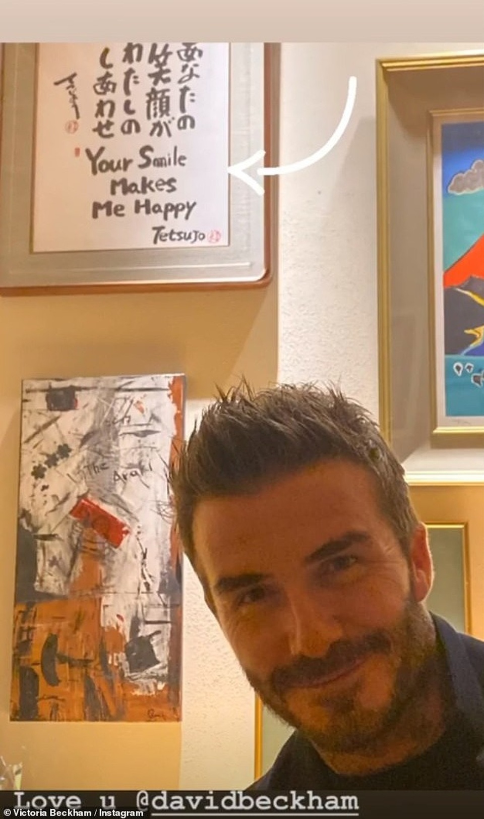 Vợ chồng Beckham hò hẹn tình cảm giữa bão tin đồn hôn nhân rạn nứt - 3 Vợ chồng Beckham hò hẹn tình cảm giữa bão tin đồn hôn nhân rạn nứt - 3