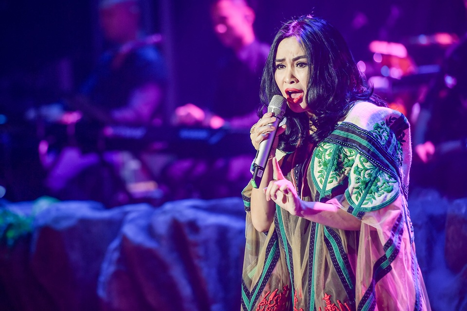 Thanh Lam, Lê Việt Anh “dụ” khán giả vào mê cung âm nhạc bằng giọng hát ma lực - 2 Thanh Lam, Lê Việt Anh “dụ” khán giả vào mê cung âm nhạc bằng giọng hát ma lực - 2