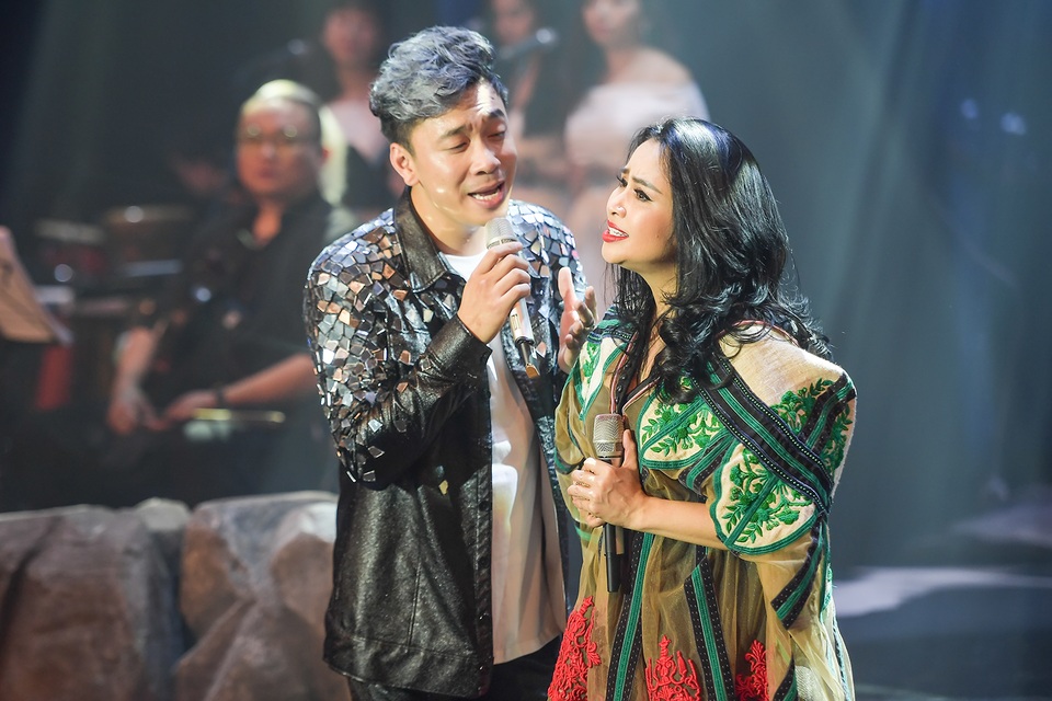 Thanh Lam, Lê Việt Anh “dụ” khán giả vào mê cung âm nhạc bằng giọng hát ma lực - 3 Thanh Lam, Lê Việt Anh “dụ” khán giả vào mê cung âm nhạc bằng giọng hát ma lực - 3