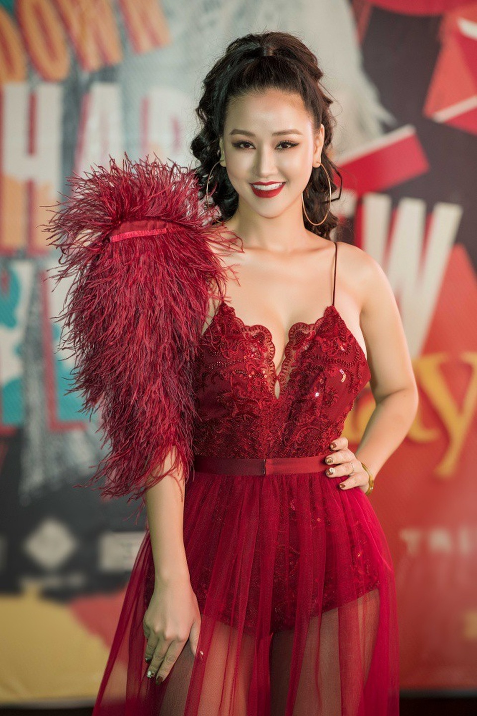 Sau những thời khắc thăng hoa cùng âm nhạc, Maya cho biết, cô dành thời gian bên con gái Bồ Câu và gia đình trong ngày đầu năm mới.