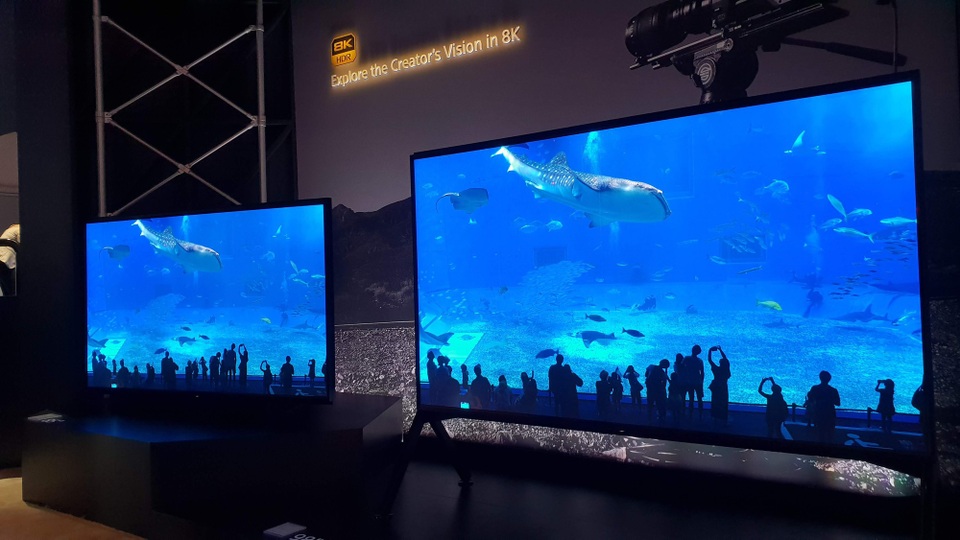 Xem các ông lớn Samsung, LG, Sony đọ TV 8K khủng tại CES 2019 - Ảnh 4. Xem các ông lớn Samsung, LG, Sony đọ TV 8K khủng tại CES 2019 - Ảnh 4.